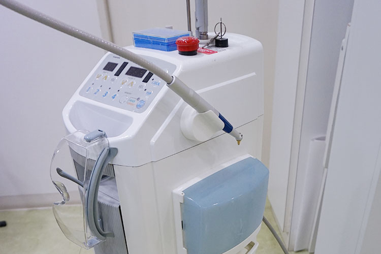 レーザー治療器